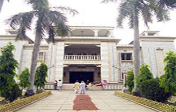 Amazing 4 Days Varanasi to Allahabad Trip Package