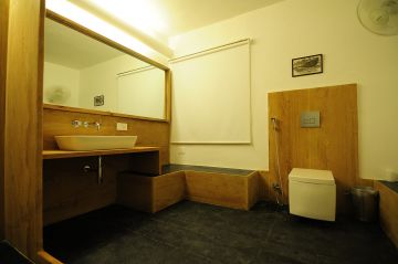 Heart-warming 2 Days 1 Night Alwar Resort Trip Package