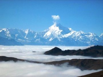 Amazing 5 Days 4 Nights Gangtok with Darjeeling Friends Tour Package