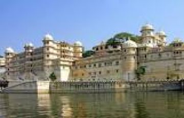Amazing 3 Days UDAIPUR Tour Package by sonariya trips