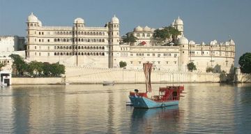 Ecstatic 5 Days 4 Nights Ahmedabad, Udaipur and Mount Abu Beach Holiday Package