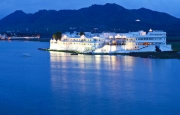 Magical 5 Days 4 Nights Udaipur with MountAbu Tour Package