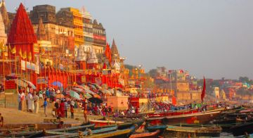 Heart-warming 7 Days 6 Nights New Delhi, Jaipur, Agra with Varanasi Tour Package