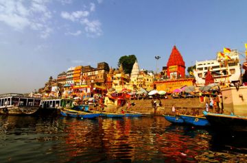 Heart-warming 7 Days 6 Nights New Delhi, Jaipur, Agra with Varanasi Tour Package