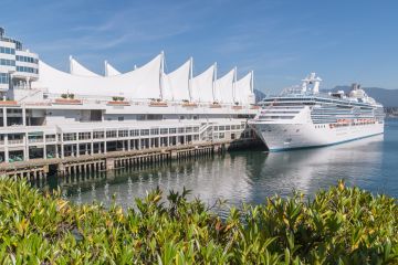 Ecstatic 7 Days Vancouver Luxury Holiday Package