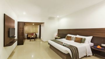 2 Days 1 Night Shirdi, Ranjangaon, Kolhar with Shani Shignapur Family Vacation Package