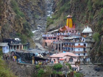 Pleasurable 2 Days Uttarakashi, Barkot with Yamunotri Gangotri Trip Package