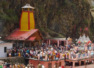 Pleasurable 2 Days Uttarakashi, Barkot with Yamunotri Gangotri Trip Package