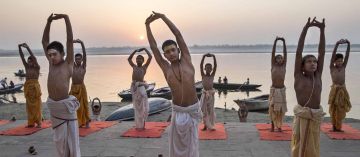 Family Getaway 2 Days 1 Night Varanasi Vacation Package by Marvel Journeys