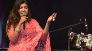 Alka Yagnik - Live In Concert