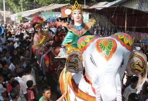 Manuha Pagoda Festival