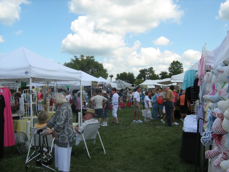 Amish Acres Arts & Crafts Festival in United States Of America, photos