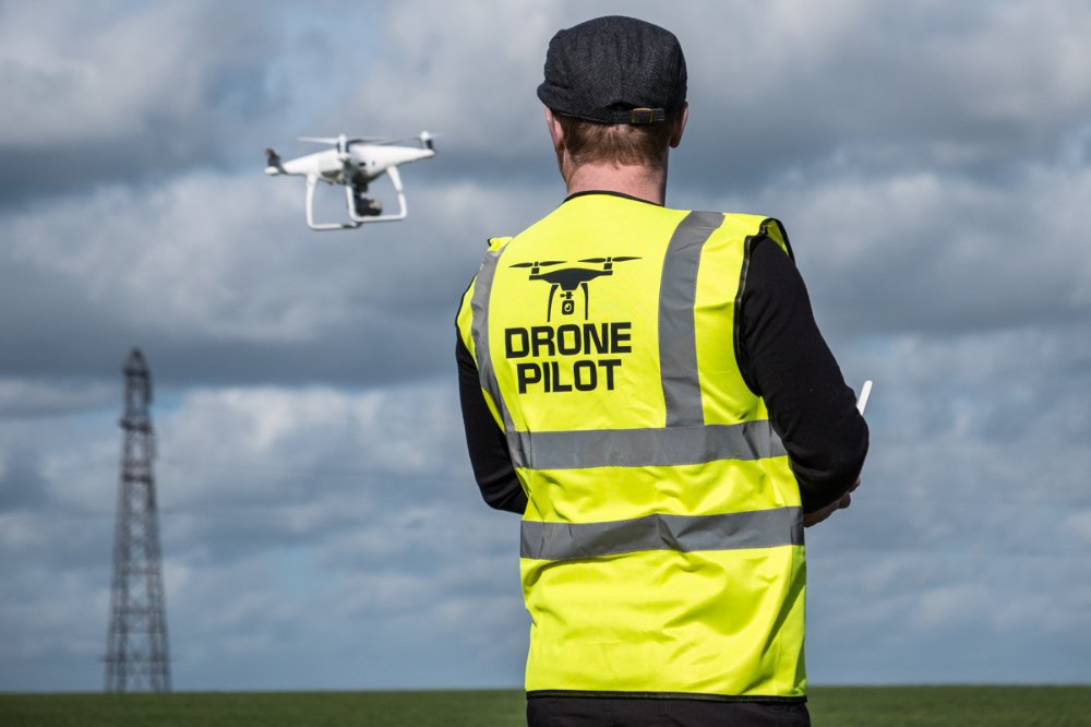 Which Industries Offer Internship and Apprenticeship Opportunities for Drone Pilots?