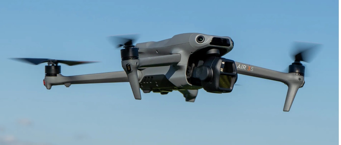 DJI Air 3S - image 1
