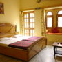 Hotel Roop Mahal