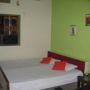 Vista Rooms At Pushpa Guest House