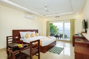 3 Days 2 Nights munnar Tour Package by Danata Geo Travel