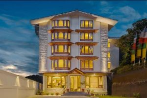 Holiday Tour Package for 8 Days 7 Nights