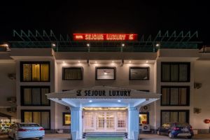 6 Nights 7 Days Kashmir Tour Package