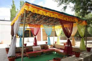 8 Days leh Trip Package