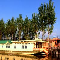 3 Days 2 Nights srinagar Tour Package