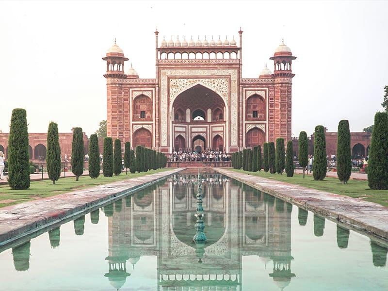 Family Getaway 4 Days 3 Nights Agra and New Delhi Vacation Package