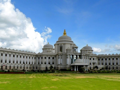 Experience 4 Days 3 Nights Bangalore with Navi Mumbai Holiday Package