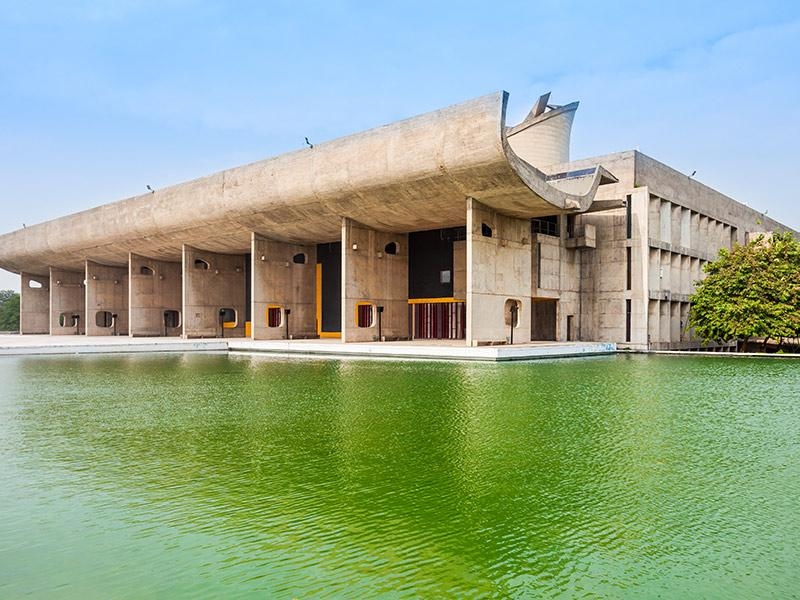 4 Days 3 Nights Chandigarh Tour Package by Grab Your Holidays