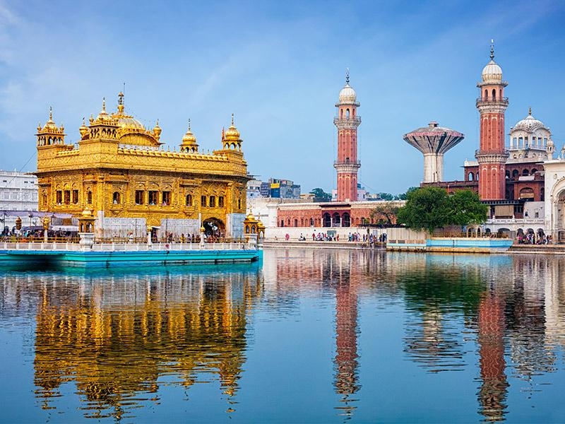 Heart-warming 9 Days 8 Nights Amritsar, Dalhousie, Dharamsala with Manali Vacation Package