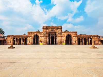 Maharastra Package 03 Night 04 Day by ciara world