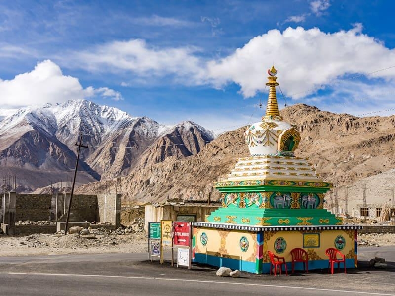 Pleasurable 2 Days Ladakh and New Delhi Trip Package