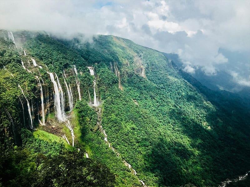 Pleasurable 5 Days 4 Nights Cherrapunjee Tour Package