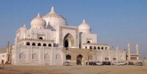 Larkana