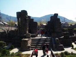 Kashmir 5 Days 4 Nifgts