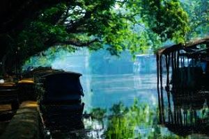 4 Days 3 Nights Ooty Alleppey Mysore Tour Package