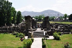 Tral