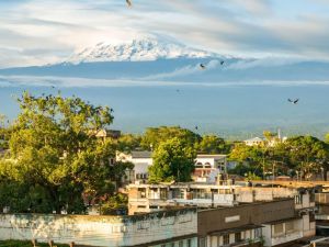 Family Getaway Delh Tour Package for 2 Days 1 Night