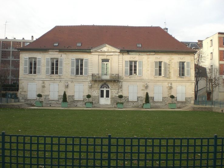 Arcueil Trip Packages