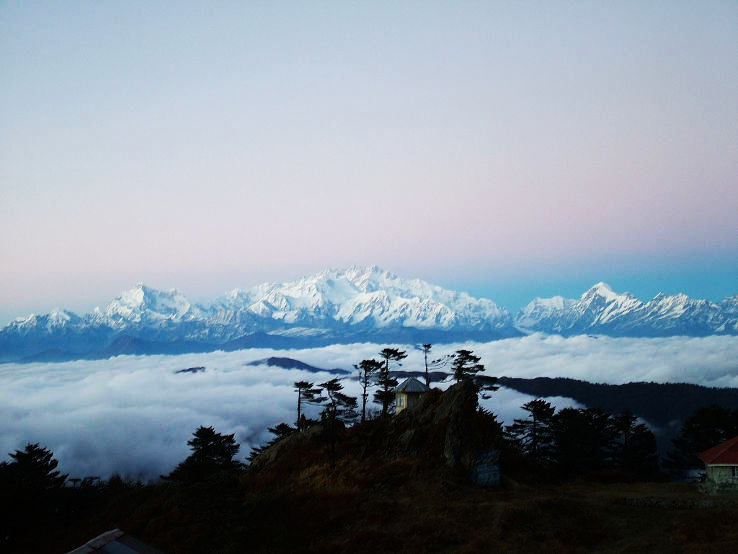 Sandakhphu Trip Packages