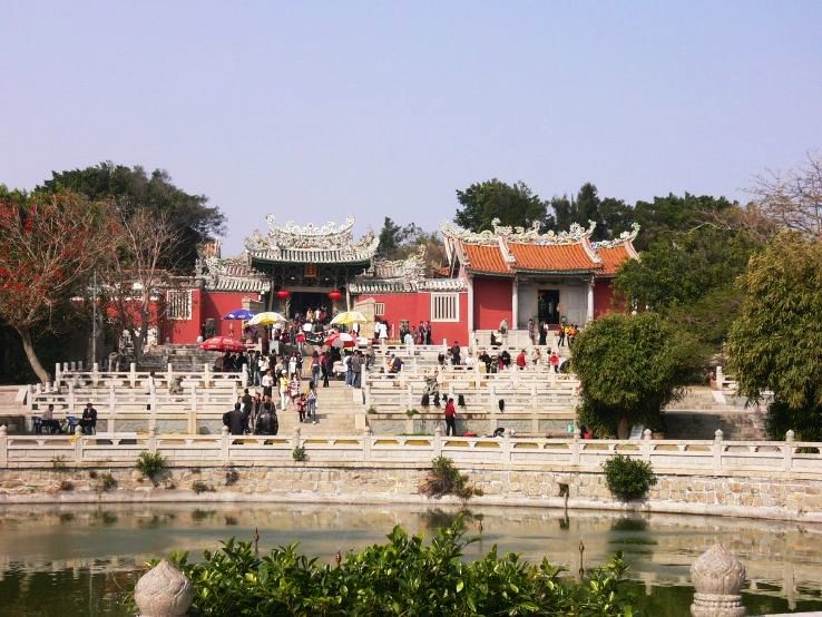 Dongshan Trip Packages