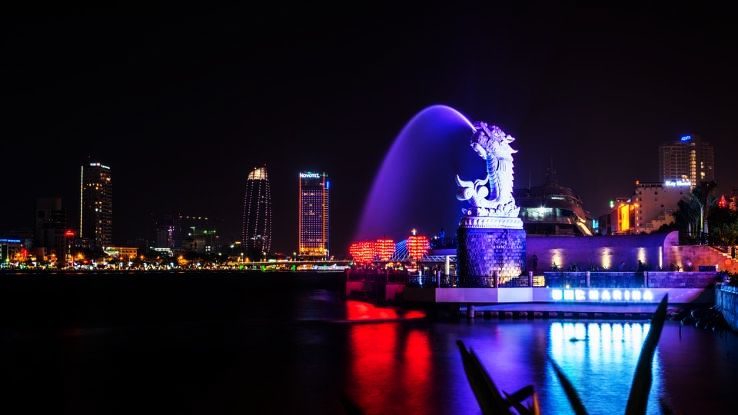 8 Days 7 Nights the halong bay Tour Package