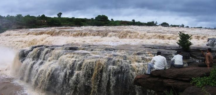 Hukkeri Trip Packages