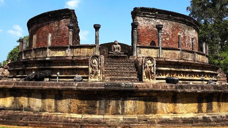 Polonnaruwa Trip Packages