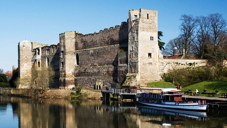 Newark on Trent Trip Packages