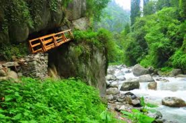 Tirthan Valley Trip Packages