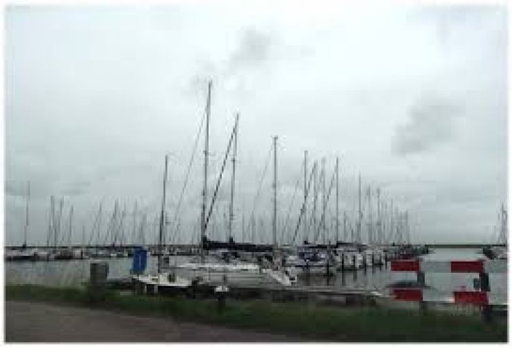 Huizen Trip Packages