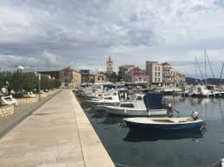 Pirovac Trip Packages