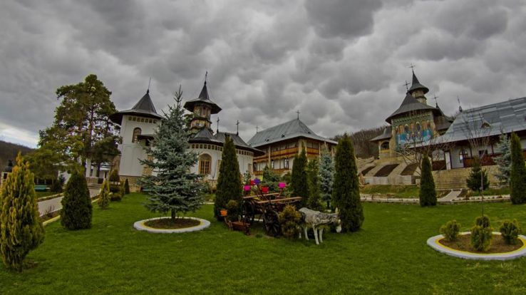 Bujoreni Trip Packages