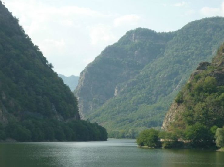 Calimanesti Trip Packages