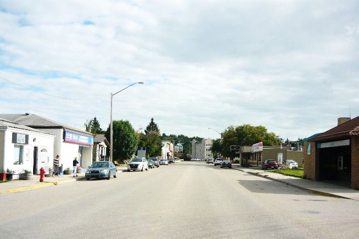 Lumsden Trip Packages